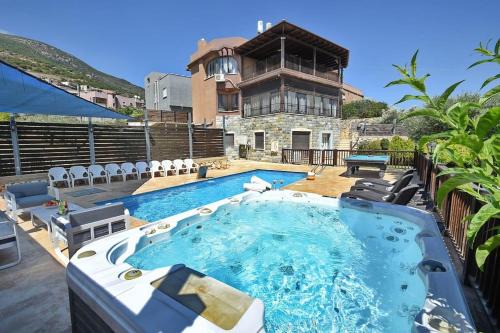 Ein Al-Asad Apartment | הרמוניה בכפר - וילה מקסימה עם ממ"ד, בריכה פרטית מחוממת וג'קוזי