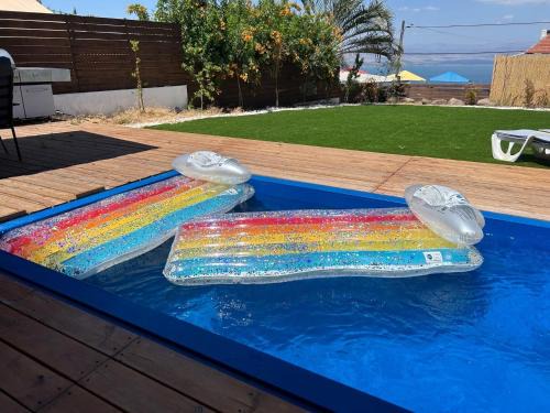 Tiberias Cabin | מבית תכלת בית של חופש Allentown 21 אלנטאון 21