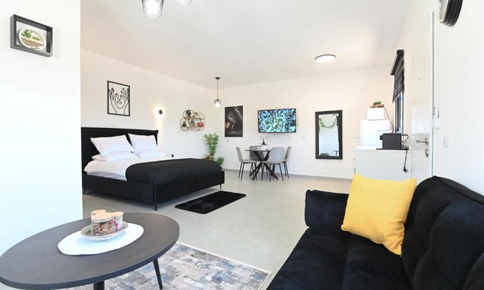 Hazon Bed & Breakfast | נונו בגליל - סוויטות מקסימות עם בריכה וג'קוזי מול נוף מושלם