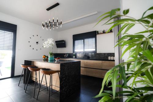 Shlomi Apartment | סויטת החורש