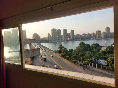 Al Manial Apartment | ايجار شقة فندقية مفروشة علي النيل امام مسجد صلاح الدين