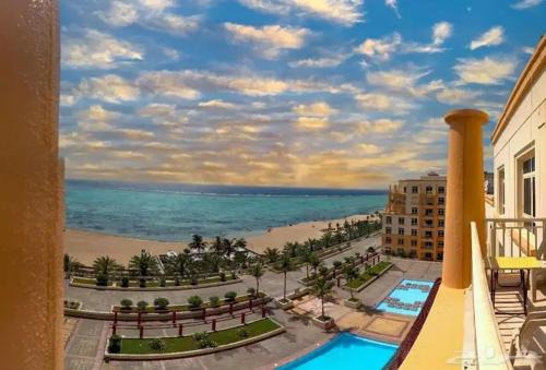 Bay La Sun Apartment | ريفان بيتش ثلاث غرف عوائل واعمال