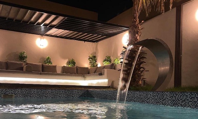 Al Hofuf Ski Chalet | شاليه إيميليا