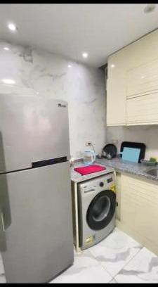 Al Duqqi Apartment | شقة ايجار بجامعة الدول العربية