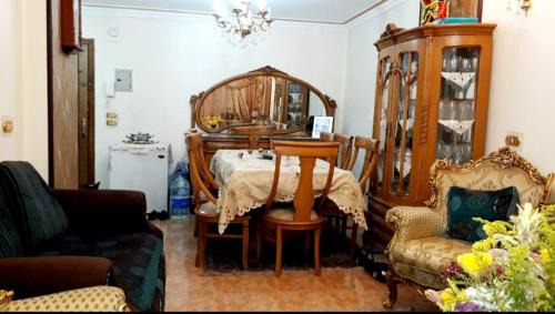 Al-Khalifa Apartment | شقة روعة المقطم