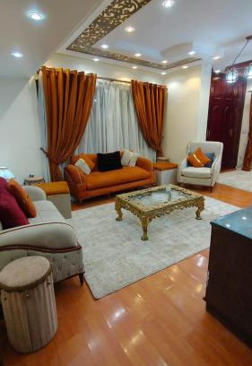 Gazirat Mit Oqbah Apartment | شقة فندقية بميدان لبنان المهندسين