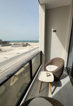 Dammam Apartment | شقة مع بلكونة جانبية ع البحر
