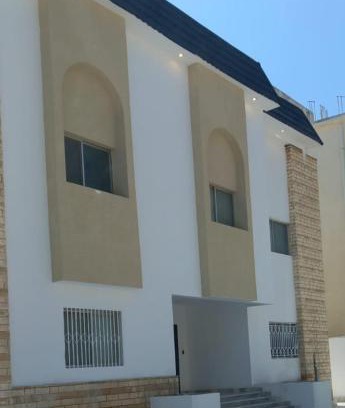 Al-Hamra'a Apartment | عقاري