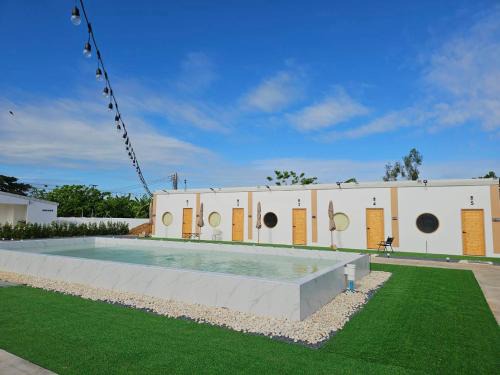 Phichit House | ชุ่มฉ่ำ พูลวิลล่า พิจิตร