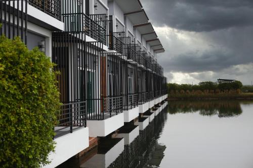 Ban Laem Hotel | บุญธิดาฟาร์ม รีสอร์ท