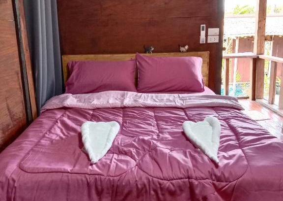 Khuan Khanun House | บ้านทุ่งโฮมสเตย์