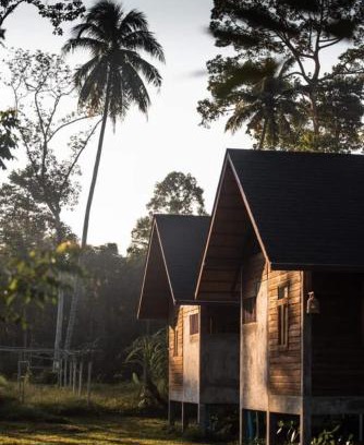 Srinagarindra Resort | บ้านวารีชีวา WareeCheewa