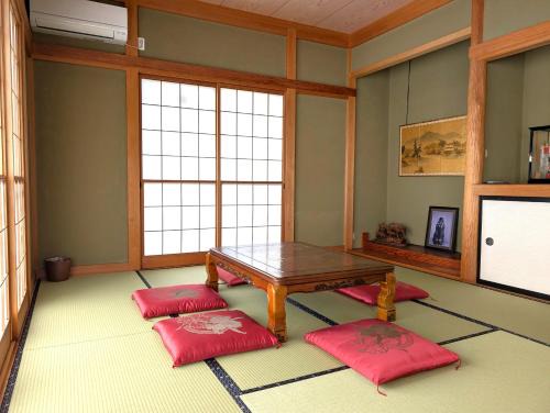 Nagawa House | ゲストハウス日知館