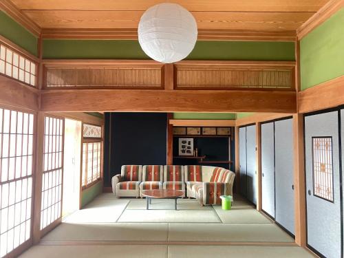 Mashiko House | サウナ&ステイ吉日荘-益子町のサウナ付の貸切古民家 BBQ 高速Wi-fi