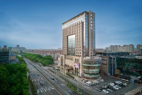 Huinan Hotel | 上海野生动物园荷逸唐酒店-惠南地铁站店