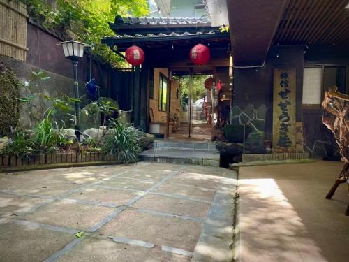 Kirishima Hotel | 天然温泉旅館 繁花荘せせらぎ