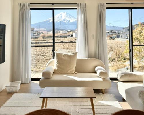 Fujiyoshida Villa | 富士の宿燦々