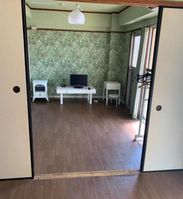 Kurosaki Apartment | 山下ビル502