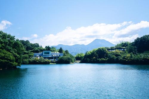 Tobe-cho Hotel | 時地人 - JIJIJIN Matsuyama