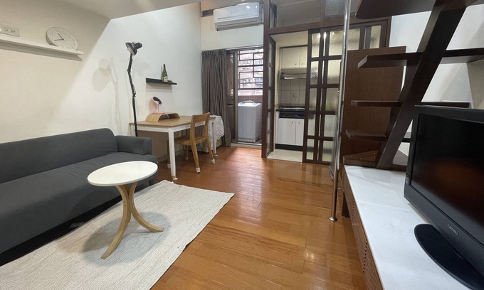 Xinyi Apartment | 暮光公寓 x 健身教練|台北 101 |Pool|夜市 |cafe|MRT捷運站|Gym