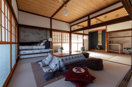 Hanamaki Apartment | 期間限定連泊割-新幹線徒歩15分-空港車8分-田んぼに囲まれて暮らす自然に寄り添う静かな一棟貸切宿