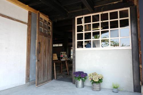 Sukumo House | 海と鉄 1日1組限定の宿