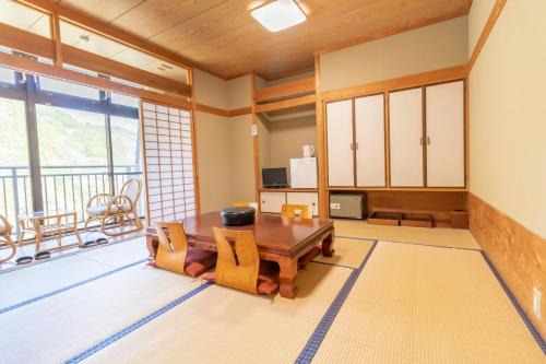 Niyodogawa Hotel | 秋葉の宿