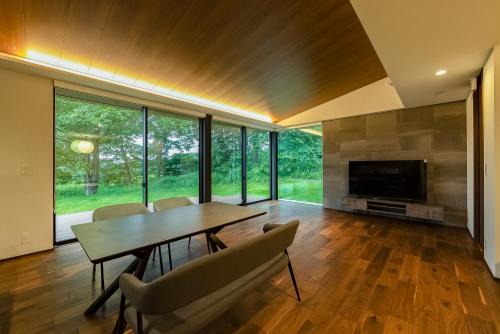 Nasu House | 緑と光が包む家