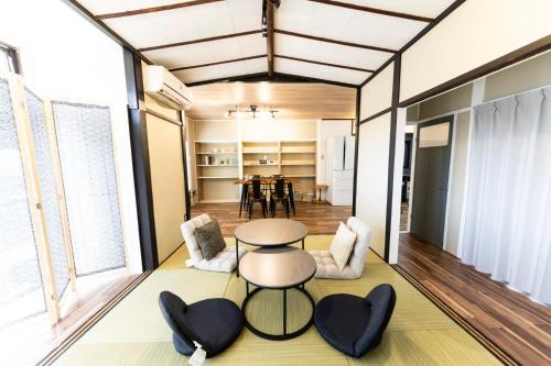 Yunoura Onsen House | 縁湯の宿 道後