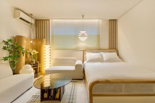 Seokchon-dong Apartment | 강남20분,명동,kspo dome,가로수길,압구정