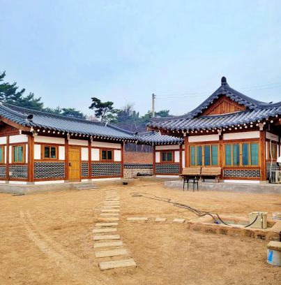 Hongseong House | 홍성군 편백나무 남당한옥