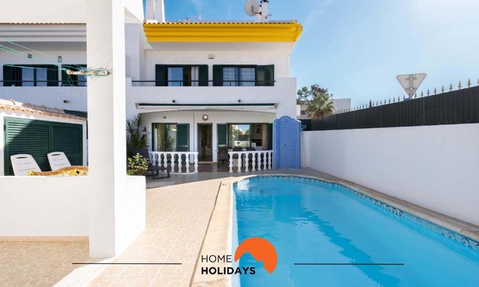 Correeira House | #039 Family with Private Pool and AC