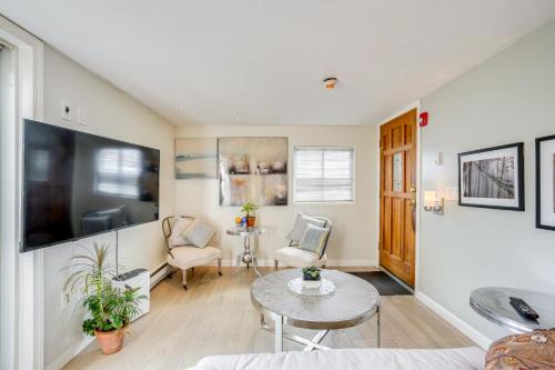 Lynn Apartment | 1 Block to Beach Pet-Friendly Apt with Yard in Lynn