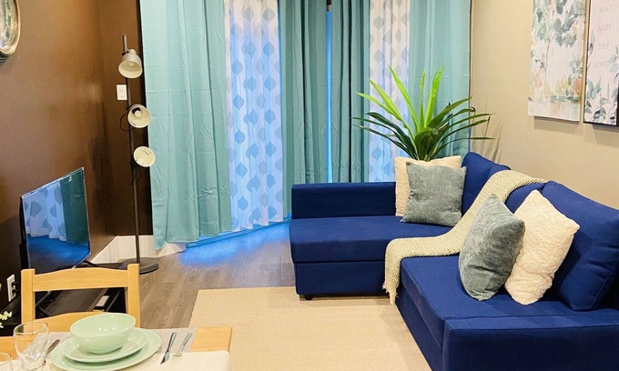 Winnipeg Apartment | 1 BR I Cozy I Osbourne Village