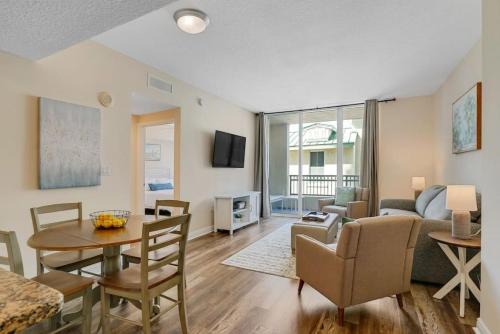 Boynton Beach House | 1 BR King- Rooftop Pool close to beach Casa Costa