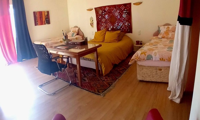 Les Touches-de-Perigny House | 10-person gîte with hiking trails, tennis, mini-golf, fishing pond.