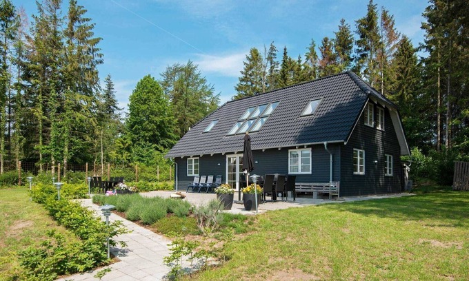 Glesborg House | 10 person holiday home in Glesborg