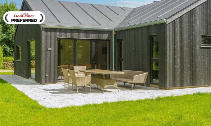 Fjellerup House | 10 person holiday home in Glesborg-By Traum