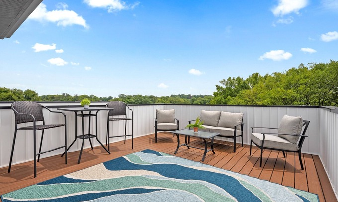 Clarksville House | 1012 Franklin Street