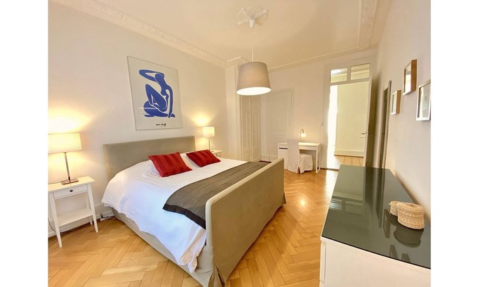 Lausanne Apartment | 102 * Your "William 62" set between lake and city center
