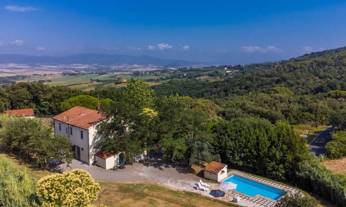 Rosignano Marittimo House | 110 m² House ∙ 1 bedroom ∙ 10 guests