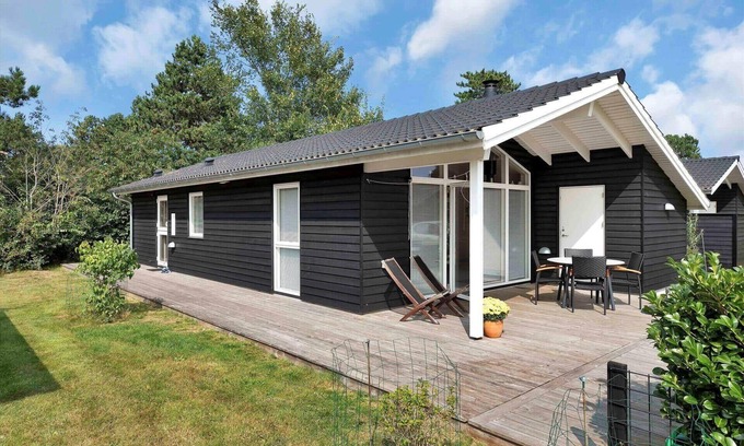 Nykøbing House | 11190-1 Nykøbing Sj - Lynghækken 18