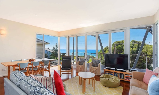 Hayborough House | 118 Seagull Ave - Large family home, with open plan living and sea views
