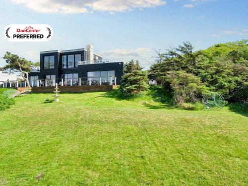 Udsholt House | 12 person holiday home in Græsted-By Traum