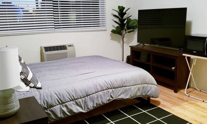 Rincon Heights Cottage | 1339 E 8th St Studio · Fun Studio Guest House Near UofA in Tucson!