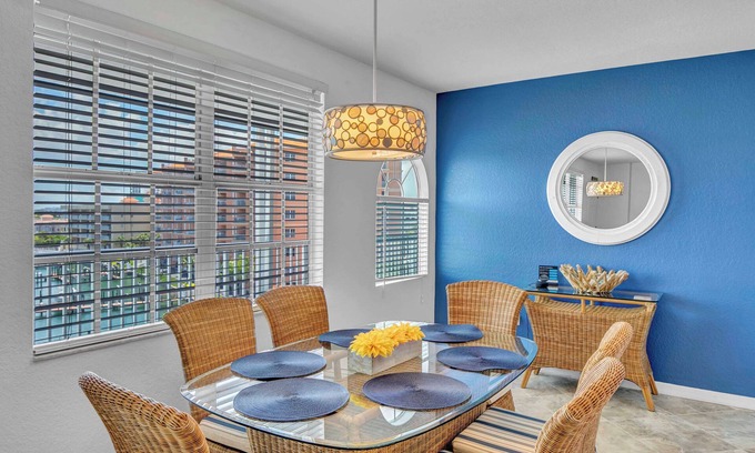 Clearwater Beach Condo | $149 A NIGHT! FALL SPECIAL, SEPT 18th-30.th. BEST LOCATION & WATERVIEWS!