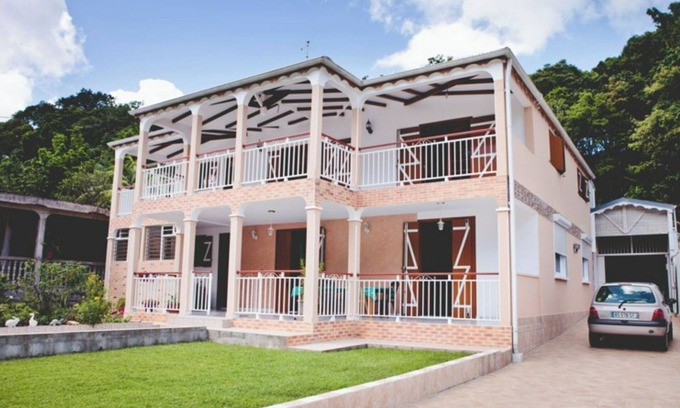 Jabrun Apartment | 15 minutes from the most beautiful beaches! Large, airy apartment