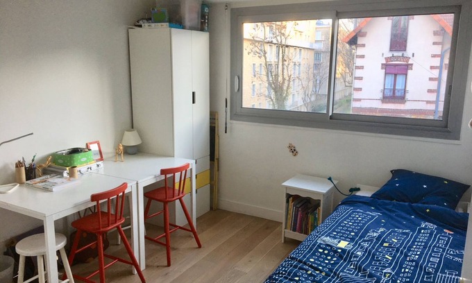 Meudon Apartment | 15 minutes from the Eiffel Tower and Chateau de Versailles! Apartment with view