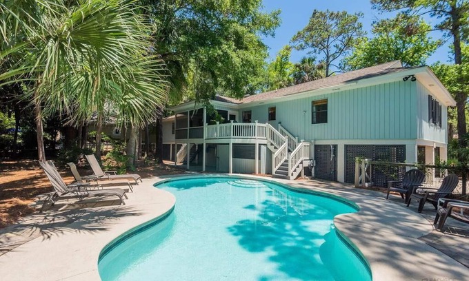 North Forest Beach House | 150 Jacana (Formerly 10 Jacana) Steps to the Beach, Pet Friendly
