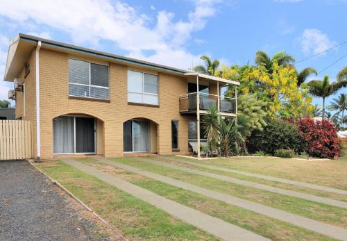 Innes Park House | 16 Badilla Street Innes Park